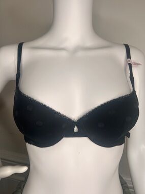 Victoria’s Secret Lined Demi Polka Dot Bra 32B, Black